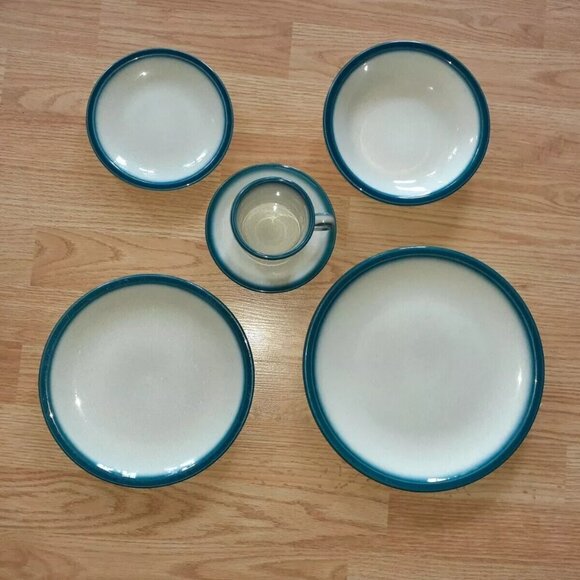 WEDGWOOD Blue Pacific-6 Piece Service Dinner,Salad,Soup,Bread,Cup/Saucer-Coupe-E - Picture 1 of 11